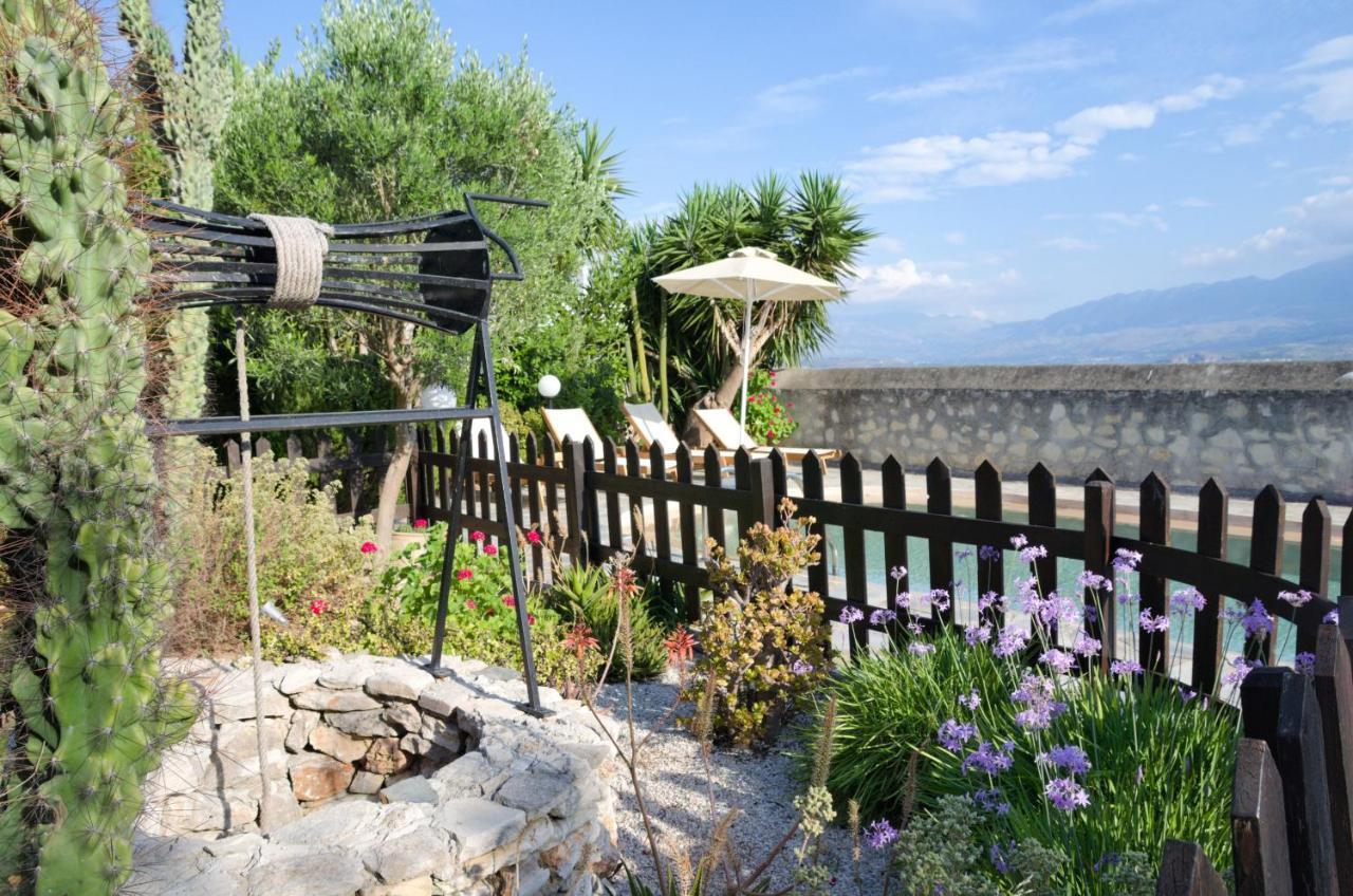 Villa Athina Megala Chorafia ภายนอก รูปภาพ
